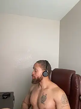 Fathero1time Live XXX-Chat