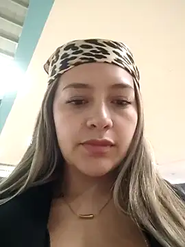 Chat +18 de alana_69 ao vivo