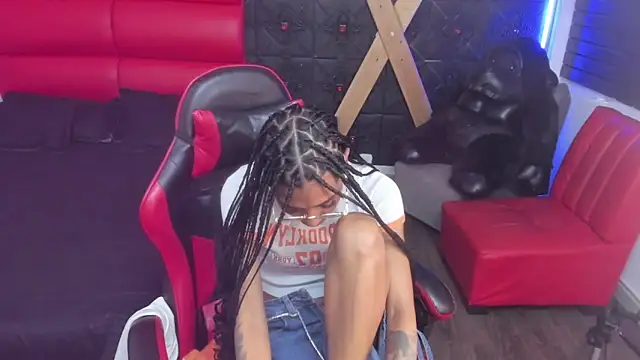 Chat XXX Live KarlaSlutSkinny__