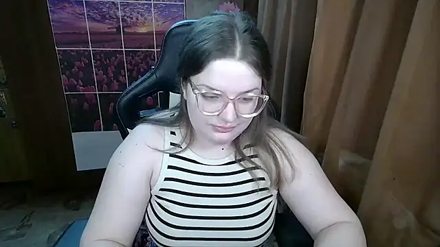 Teasing_Dora Adlı Modelin Canlı XXX Sohbeti