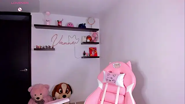 Онлайн чат XXX Vannessa__Shy