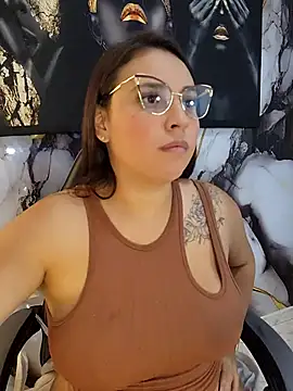 LizzRouse Chat XXX in diretta