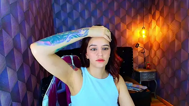 Chat XXX en directo de LiaHarryis