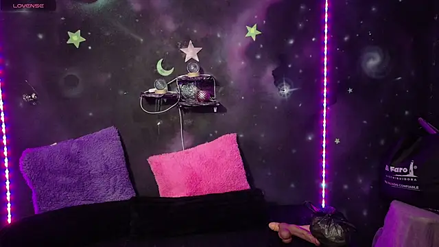 Chat XXX en directo de ValentinaRojass_