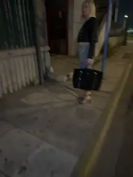 HOTLadyluna webcam show