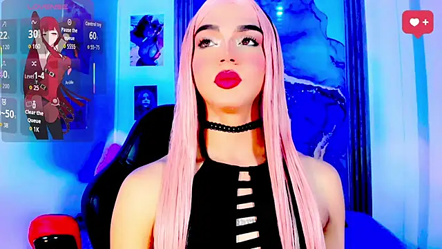 Pokazy przed kamerką – blonde_queen-