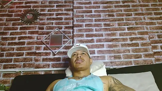 Онлайн чат XXX jordan_bigcock_