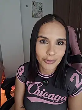 heyshaa Chat XXX live