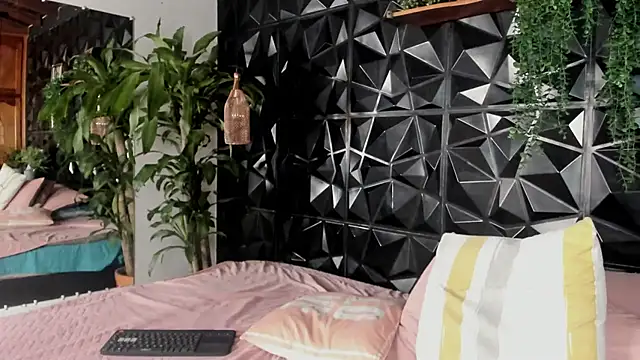 Chat +18 de elliot_colton ao vivo