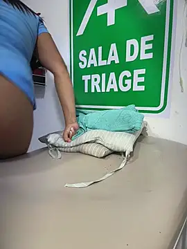 Nasty-Nursen Webbikameraesitys