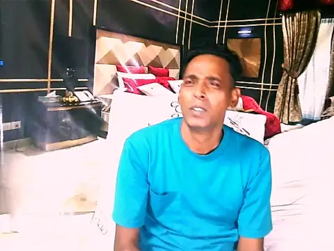 IndianHunk01 – webcam-show