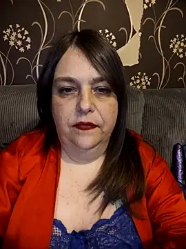 Chat XXX en directo de HousewifeMilf_Courtney