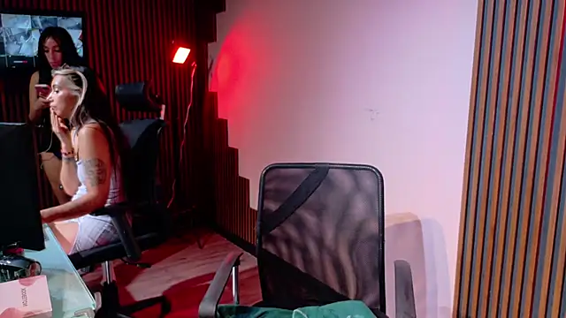 _MileyRoss Live XXX Chat