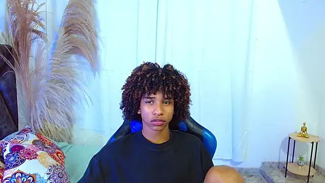 angelll18_ 在線直播表演