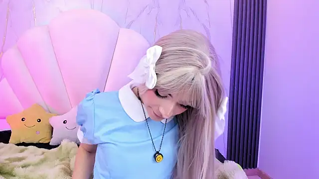 Chat XXX ao vivo de AliiceWonderland_