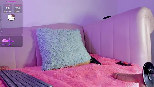 Онлайн чат XXX Connie_Cherxx