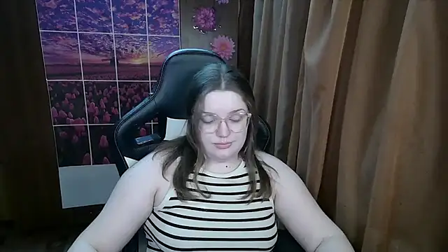 Teasing_Dora's Live XXX Chat