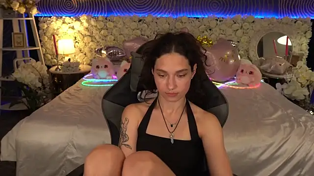 BabyFlowerr: απευθείας συνομιλία ΧΧΧ