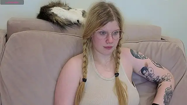 gertanord Adlı Modelin Canlı XXX Sohbeti