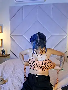 Sateh_and_Hikary Webcam show