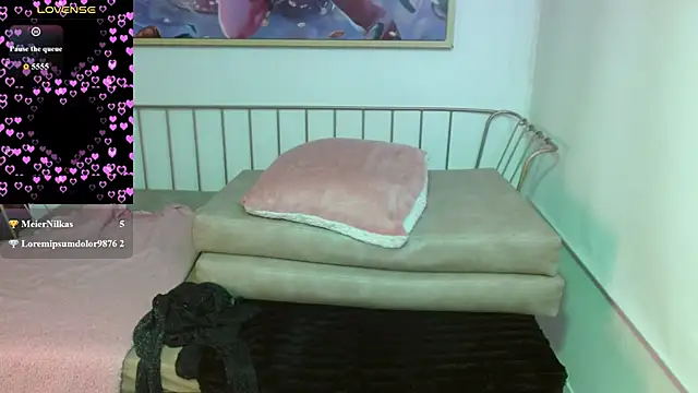 دردشة Roxanne_vale الجنسية المباشرة