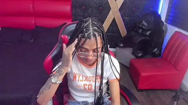 KarlaSlutSkinny__: απευθείας συνομιλία ΧΧΧ