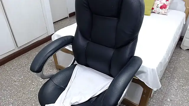 emiliaa_hot Obrolan Langsung XXX