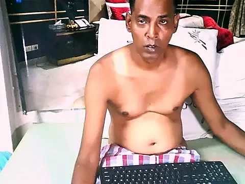 Онлайн чат XXX IndianHunk01