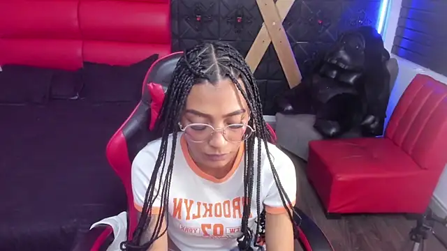 KarlaSlutSkinny__'s Live XXX Chat