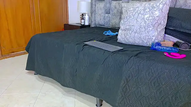 samirths_boy_のライブXXXチャット