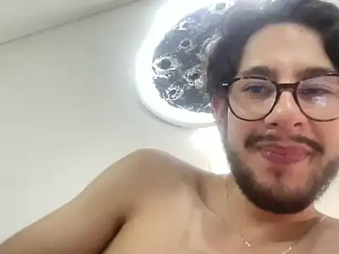 HornyPizzaBoyX webkamerás műsora