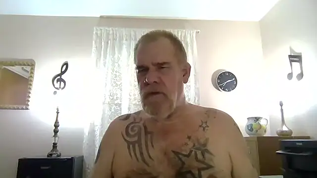 Caesar_Baxter লাইভ XXX চ্যাট