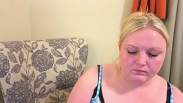 PhatAssBlond ওয়েবক্যাম শো