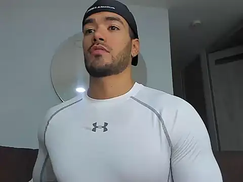 Pokazy przed kamerką – Alexander_Martines