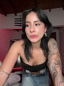 Ale_Lewis élő XXX-chatje