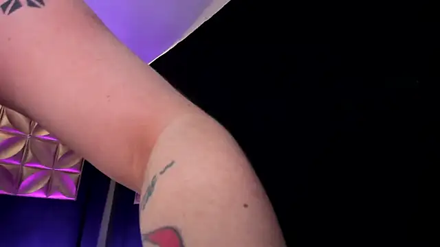 Czat XXX na żywo – Laurenhillcute14