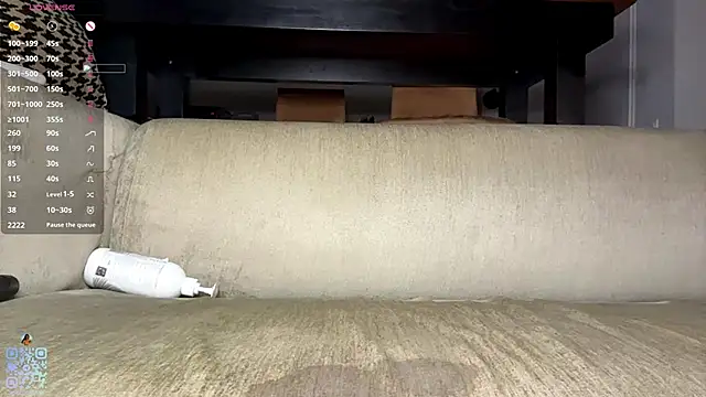 Chatroom XXX en direct de SweetSakuraJane