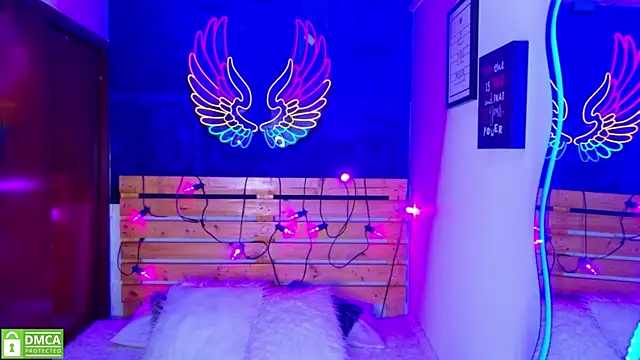 REDHOTTER_ Live XXX-chat