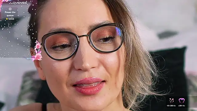 CharmingAnnie Live XXX-chat