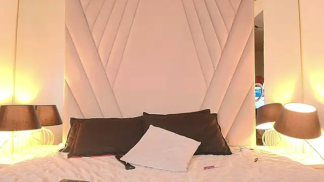 TokioMilf élő XXX-chatje