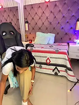 Auri__ live XXX chat