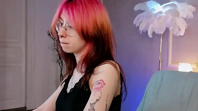 Alice_Nyx: απευθείας συνομιλία ΧΧΧ