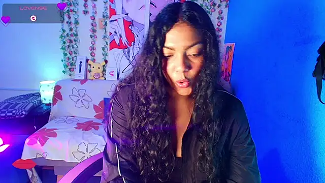 Vicky_Miller_05: онлайн-секс-чат