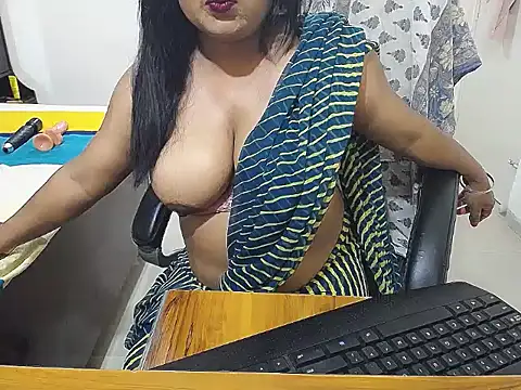 curvyarchieのウェブカメラショー