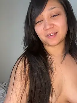 babygirlesme élő XXX-chatje