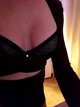 Chat XXX ao vivo de Luna_Kitanna