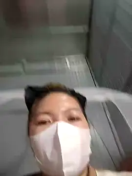 leona118 网络视讯表演