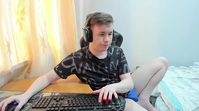 Вебкам-шоу iliaskrislove