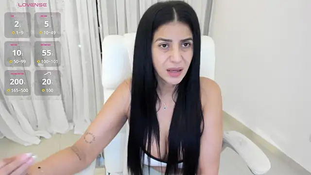 renata_t_ 即時 XXX 聊天