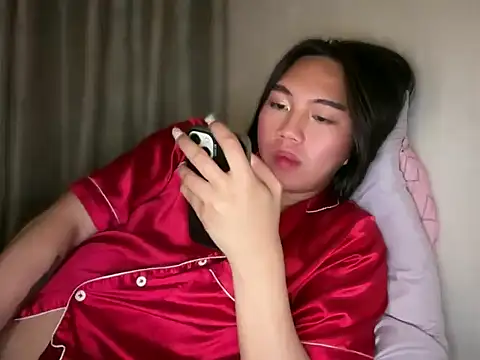 kat_mire Pertunjukan Webcam